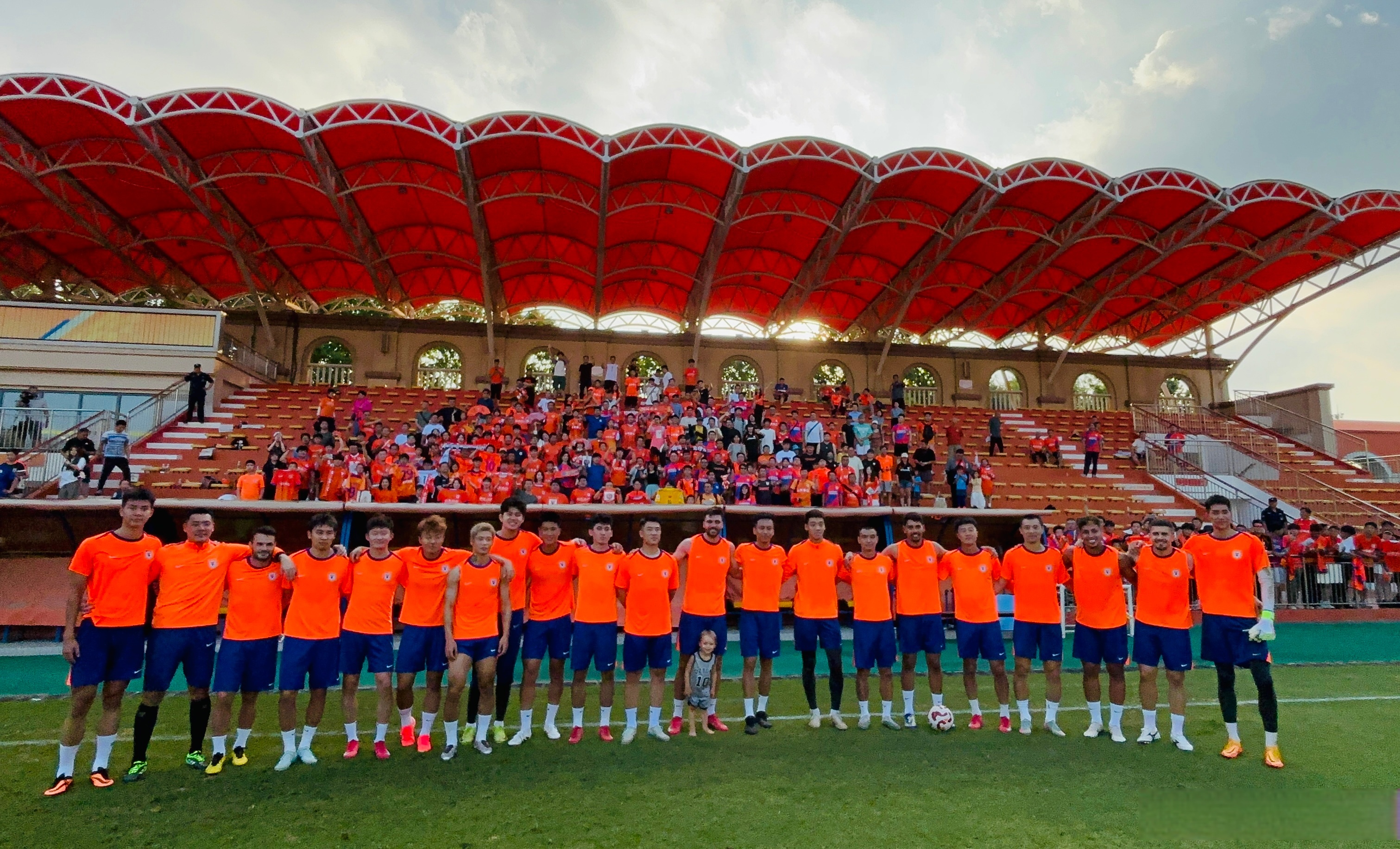 leyu-刚刚！国际比赛日达拉斯独行侠再遭质疑山东泰山窗口期回应争议，风云突变丹佛掘金今晚状态回暖的简单介绍